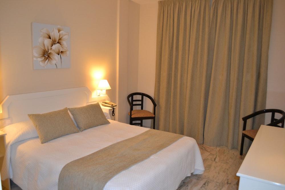 Hotel Ramomar Томельйосо Екстер'єр фото