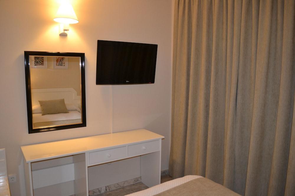 Hotel Ramomar Томельйосо Екстер'єр фото