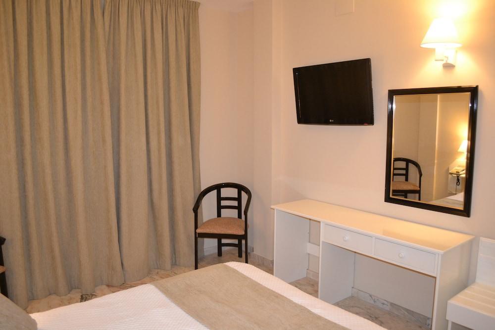 Hotel Ramomar Томельйосо Екстер'єр фото