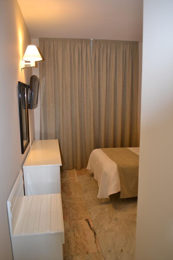 Hotel Ramomar Томельйосо Екстер'єр фото